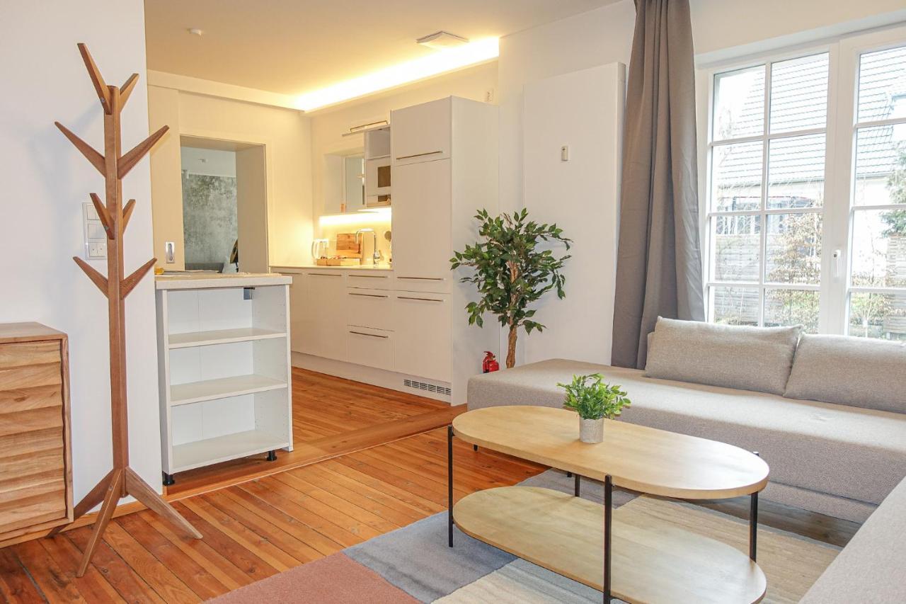 Luxomes: Design - Near Airport Apartment Nürnberg