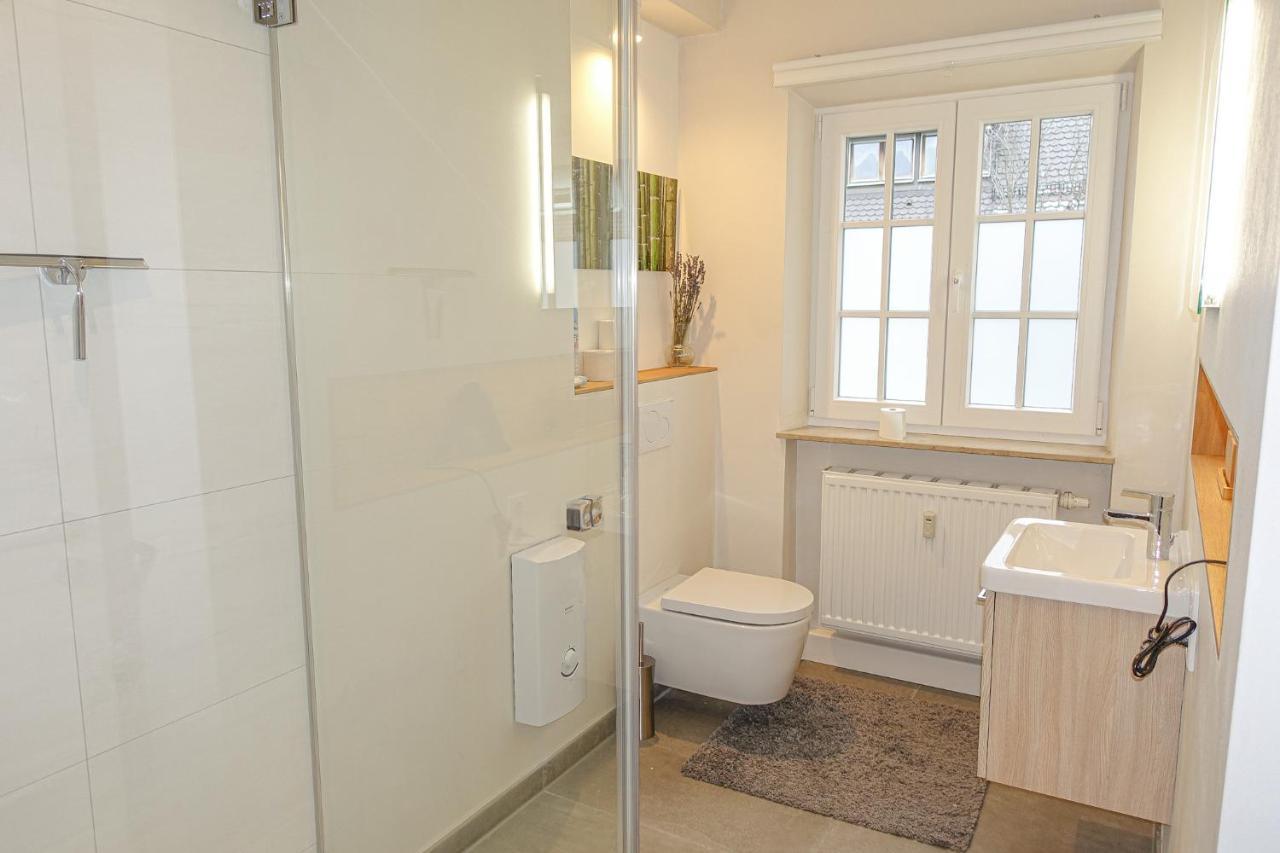 Apartment Luxomes: Design - Near Airport
